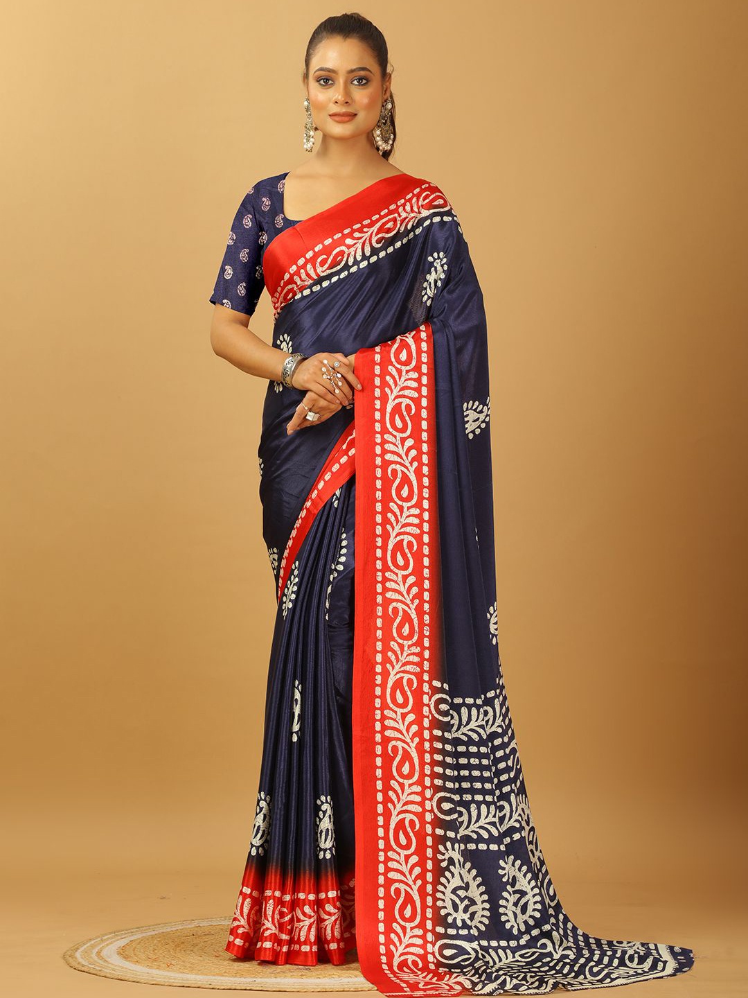 

VIRENDRA TEXTILES Pure Crepe Saree, Navy blue