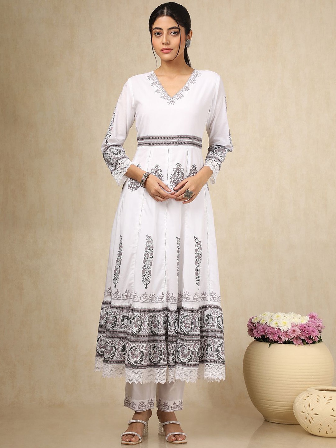 

Soch Paisley Printed Sequinned V-Neck Anarkali Kurta With Trousers & Dupatta, Off white