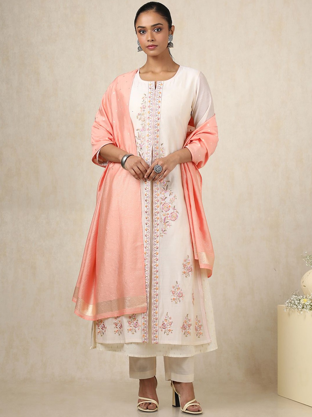 

Soch Floral Embroidered Thread Work Chanderi Silk A-Line Kurta With Trousers, Beige