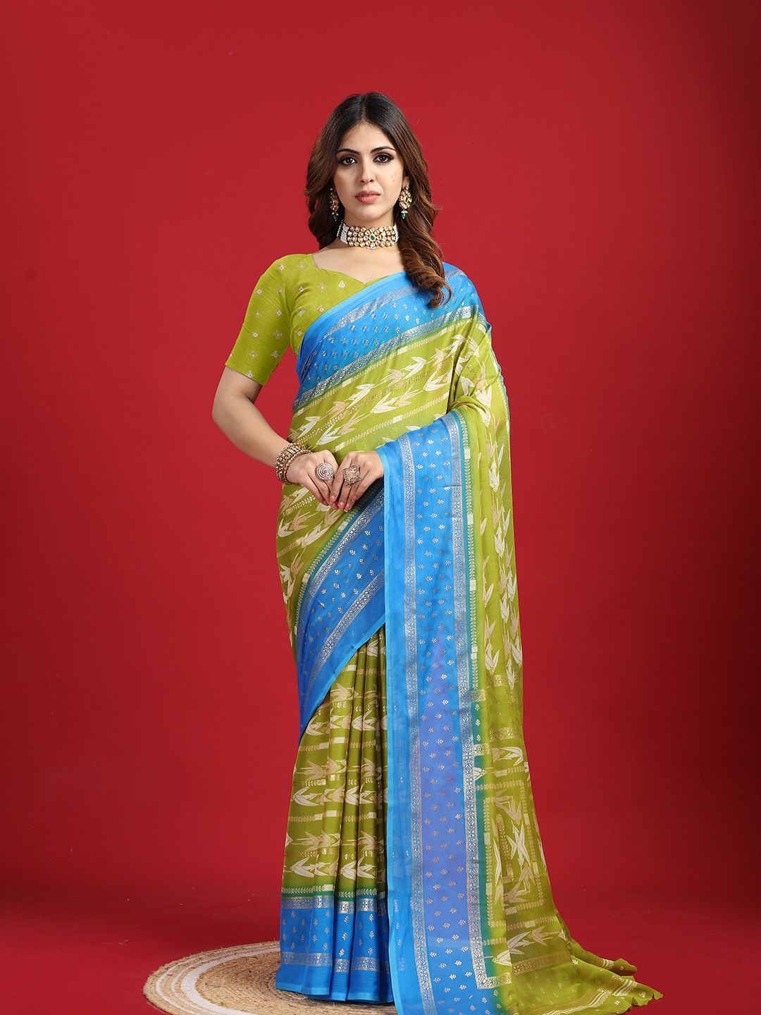 

VIRENDRA TEXTILES Poly Chiffon Saree, Green
