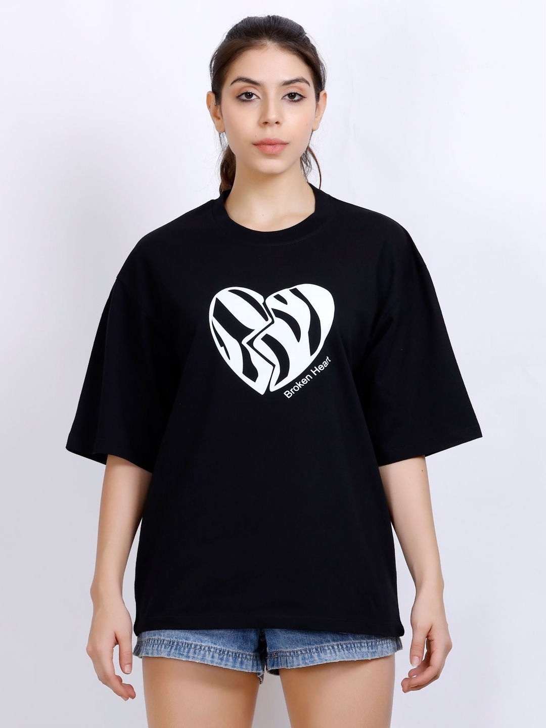 

MX Miazi Xchange Women Typography Printed Pockets T-shirt, Black