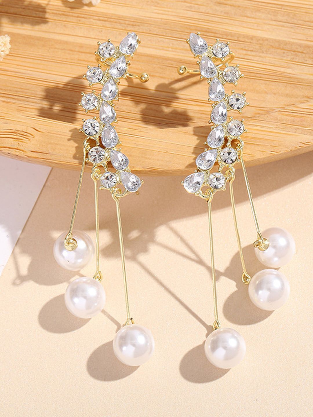

VAGHBHATT Gold-Plated American Diamond Contemporary Ear Cuff