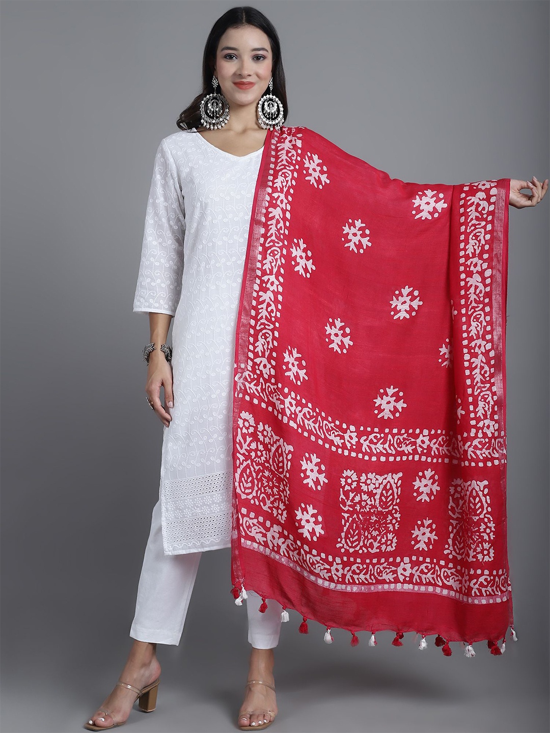 

LOOM LEGACY Floral Block Printed Cotton Silk Dupatta, Red