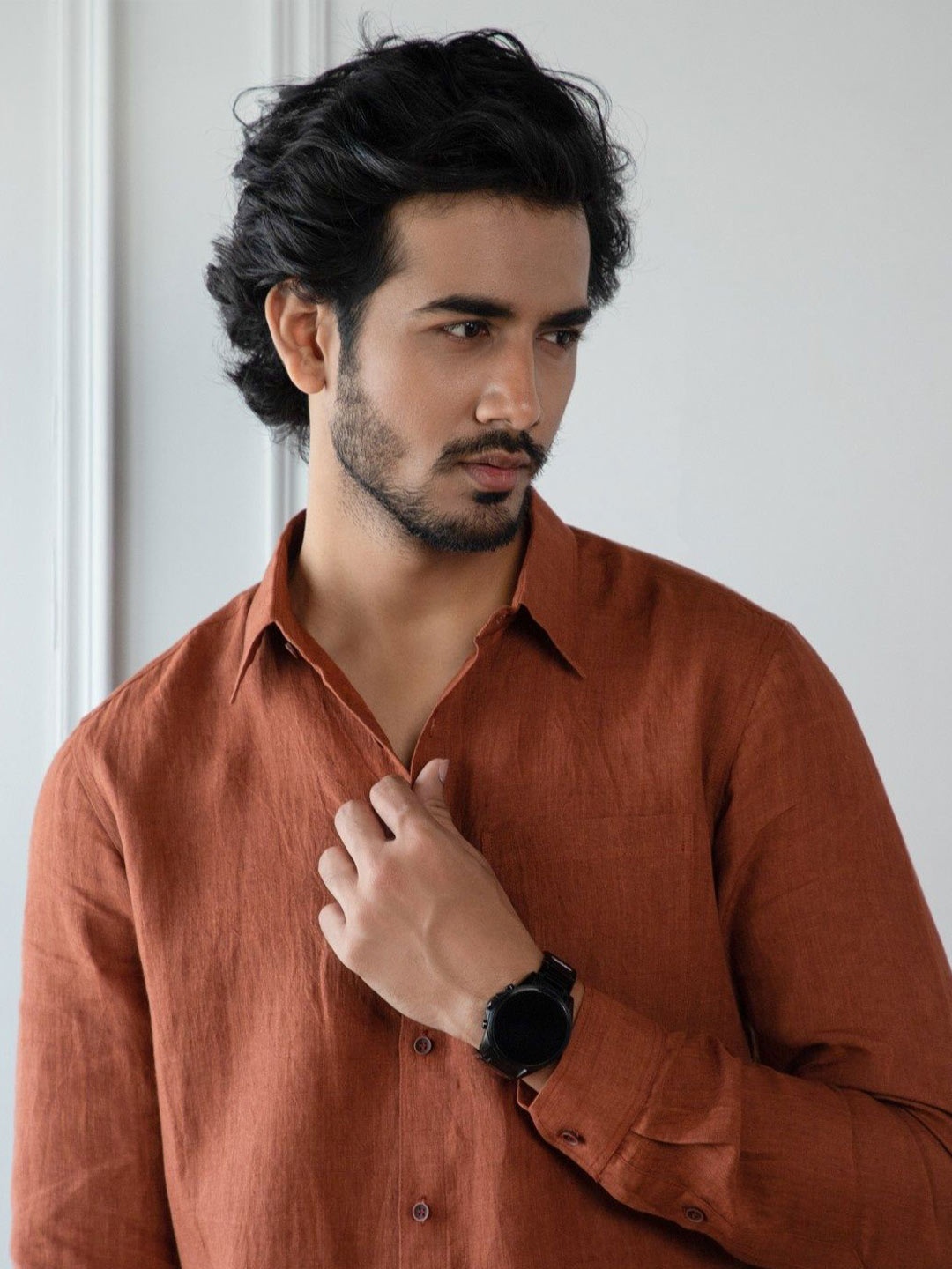 

TRYBEST Men Modern Fit Spread Collar Solid Cotton Casual Shirt, Rust