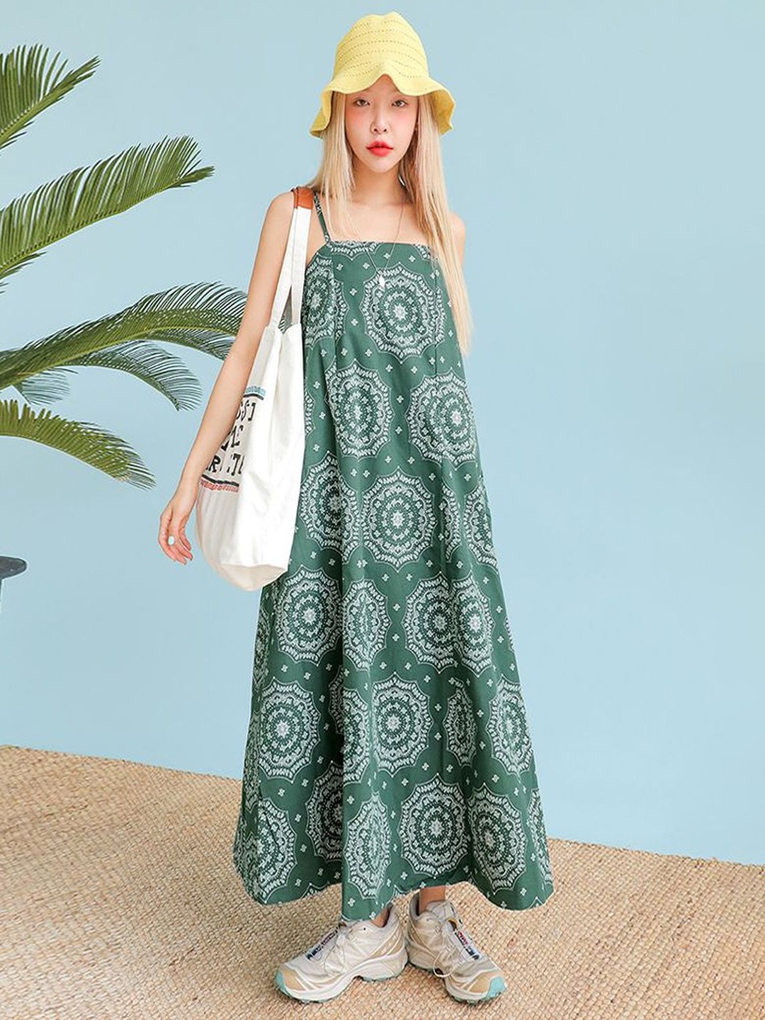 

DMPRSN ATTIRE Women Ethnic Motifs Print Maxi Dress, Green