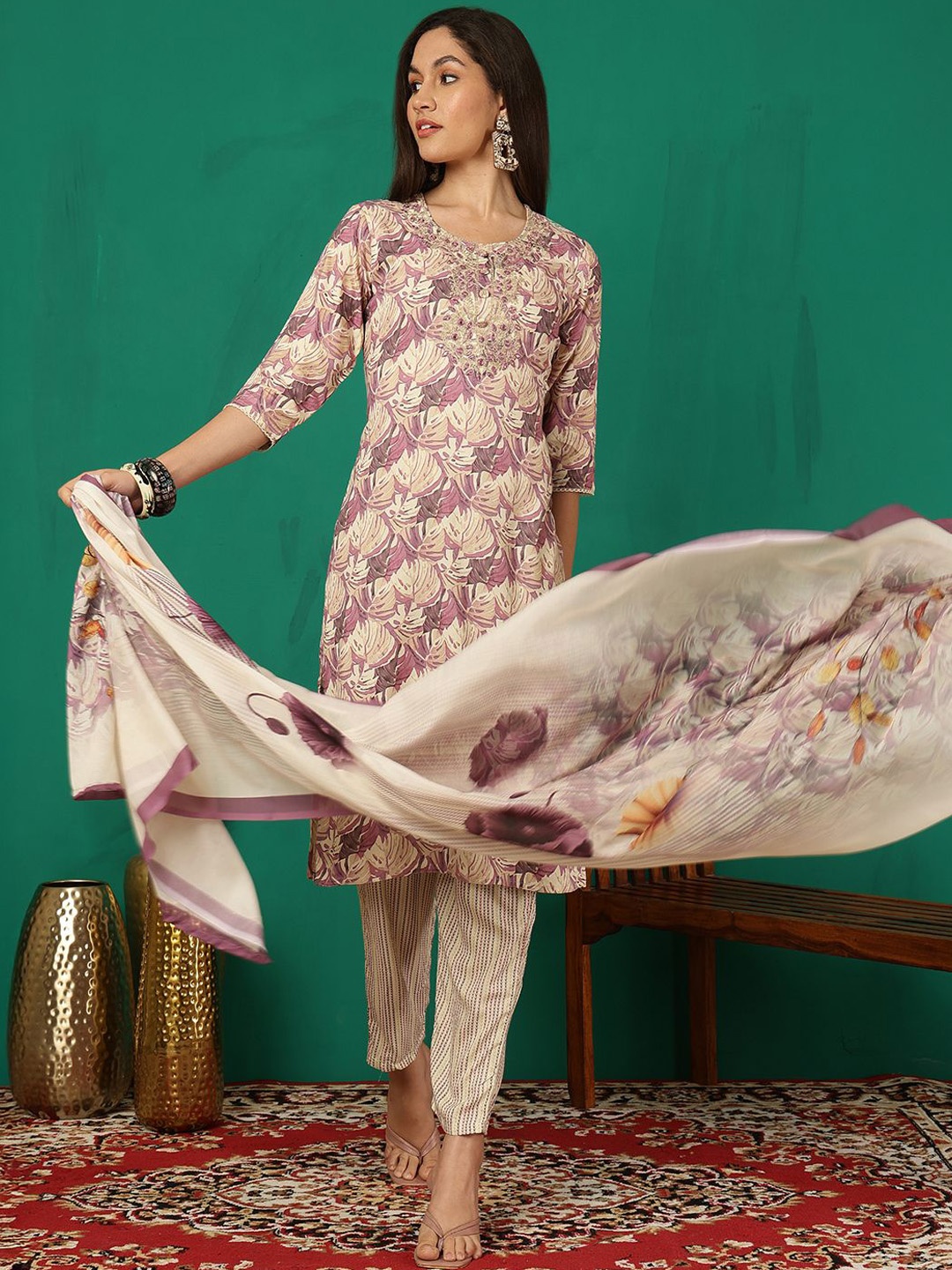 

Sangria Floral Embroidered Straight Kurta With Trouser & Dupatta, Purple