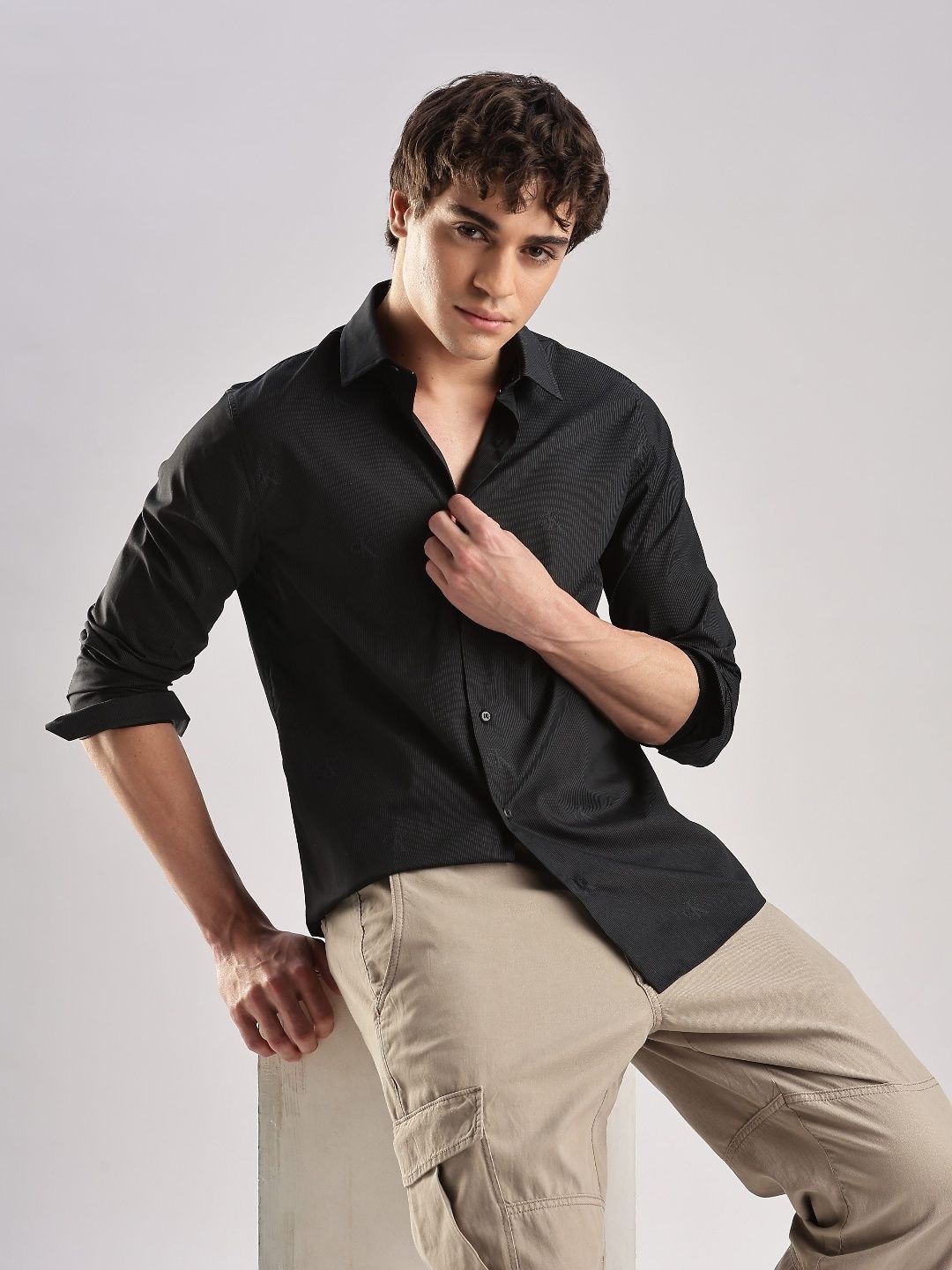 

Calvin Klein Jeans Men Slim Fit Opaque Striped Casual Shirt, Black