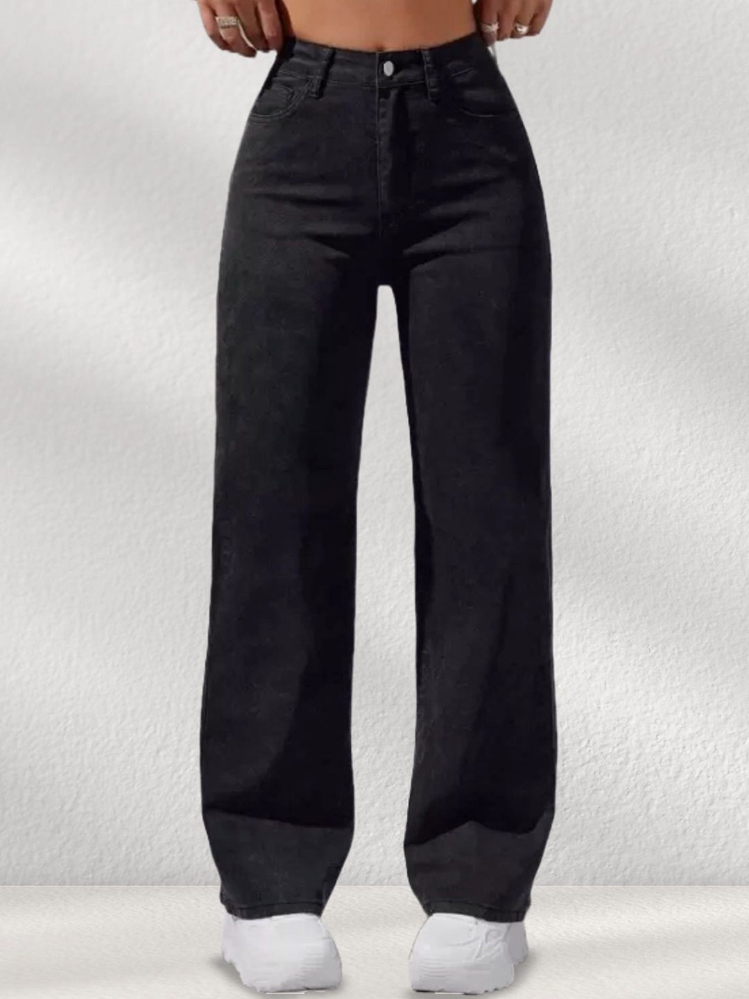 

LINARIA Women Classic Mid-Rise Jeans, Black