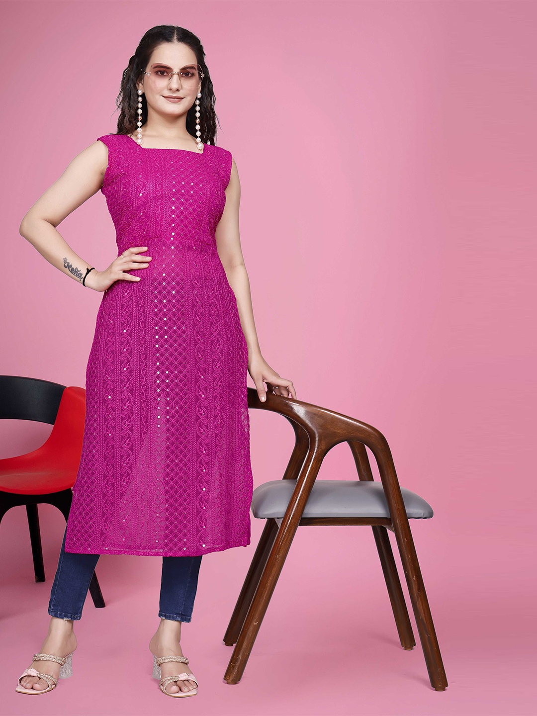 

PARROT CREATION Ethnic Motifs Embroidered Square Neck Chikankari Georgette Kurta, Pink
