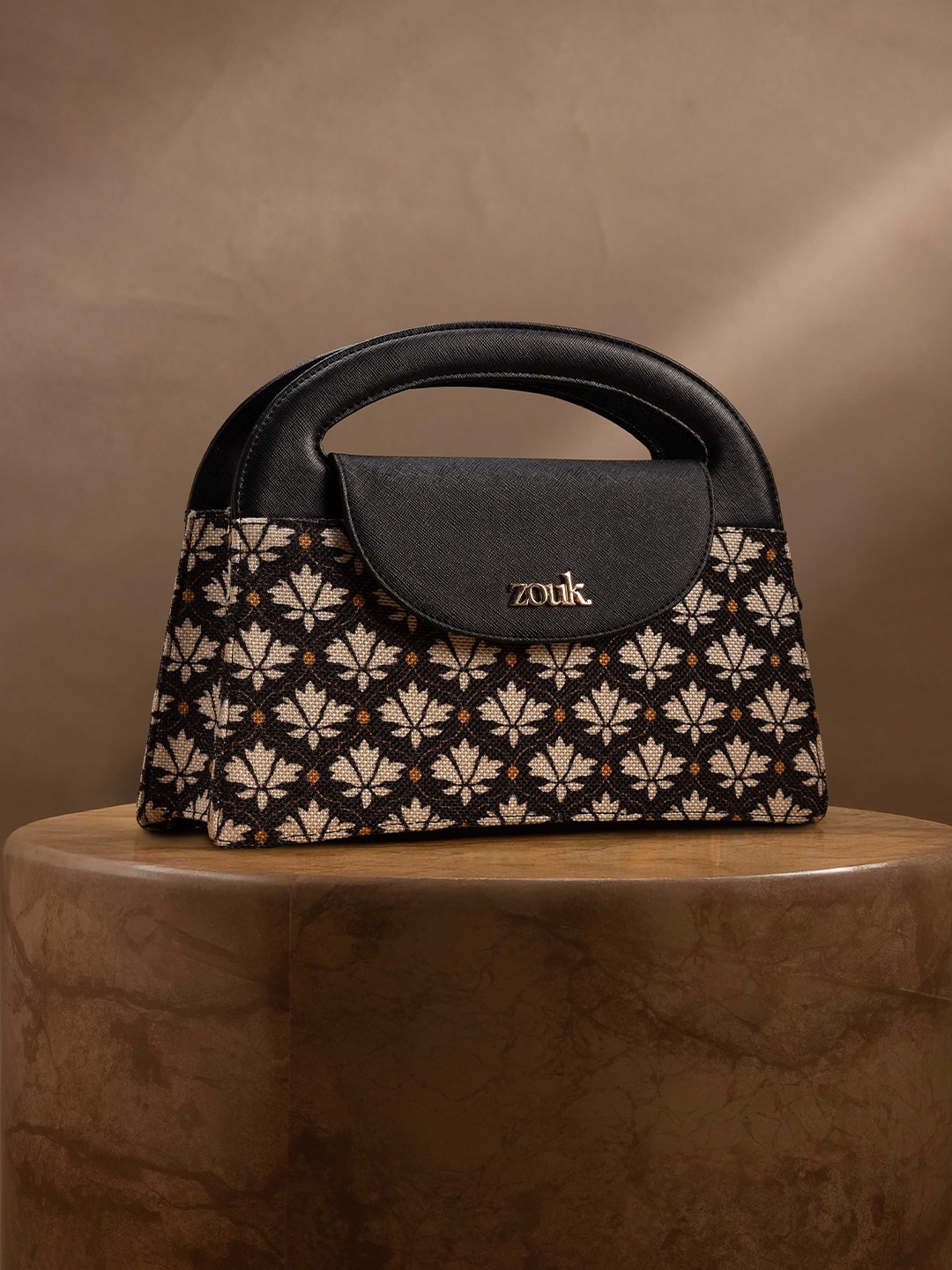 

ZOUK Floral Printed Structured Sling Bag with Tasselled, Black