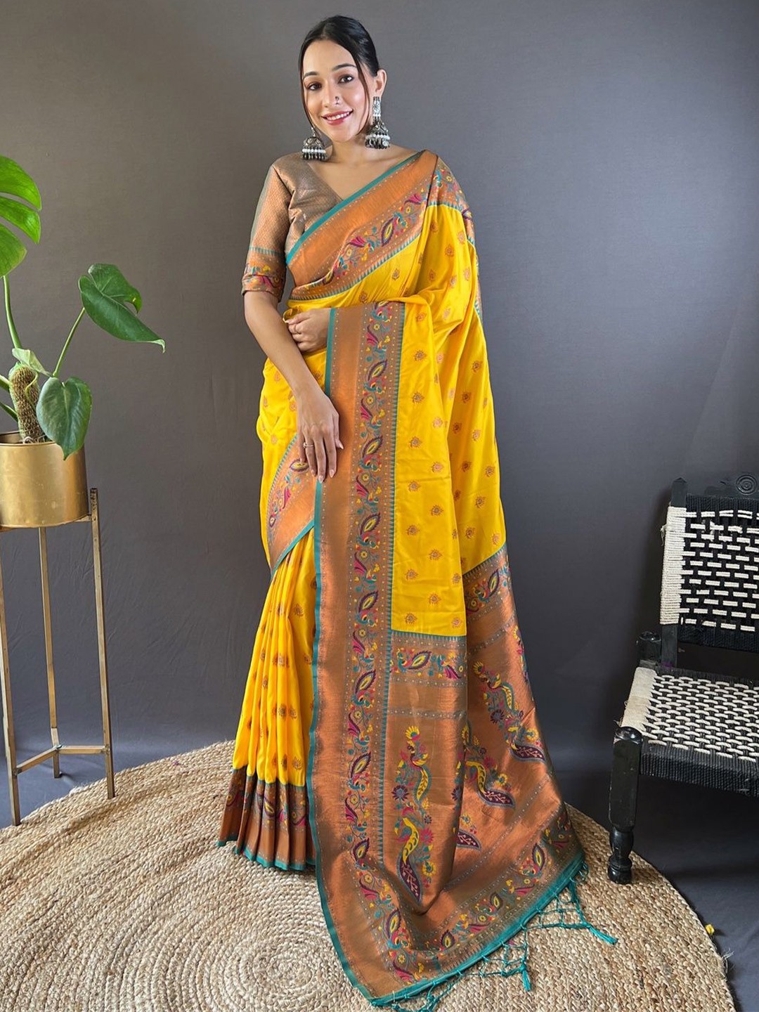 

House of Pataudi Womens Fashion Ethnic Paithani Woven Design Saree With Blouse Piece, Yellow