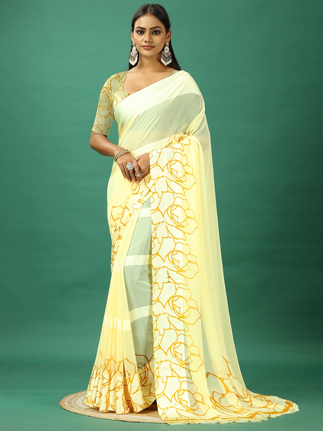 

VIRENDRA TEXTILES Striped Satin Saree with Blouse Piece, Yellow