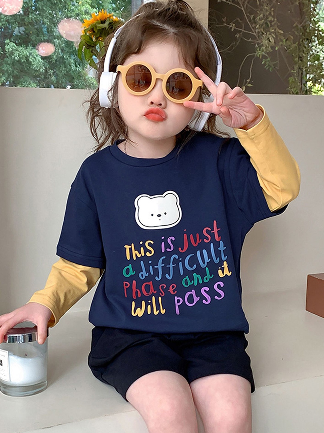 

LULU & SKY Girls Printed Extended Sleeves Applique T-shirt, Navy blue