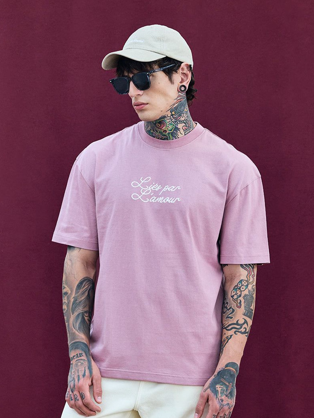

Snitch Bordeaux Pink Embroidered Oversized Fit T-Shirt