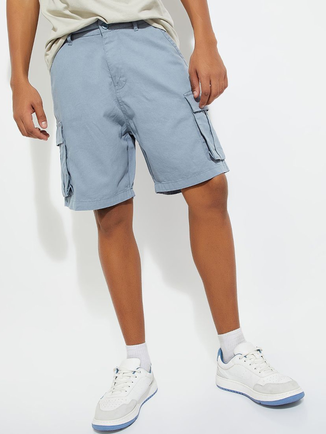 

max Men Mid-Rise Regular Fit Cargo Shorts, Blue