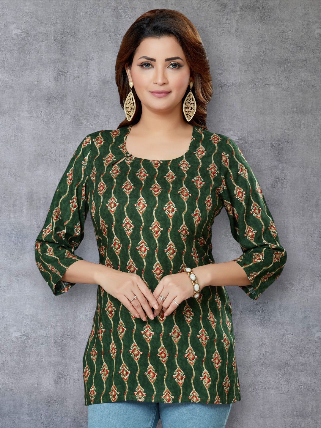 

Saree Swarg Women Ethnic Motifs Printed Kurti, Green