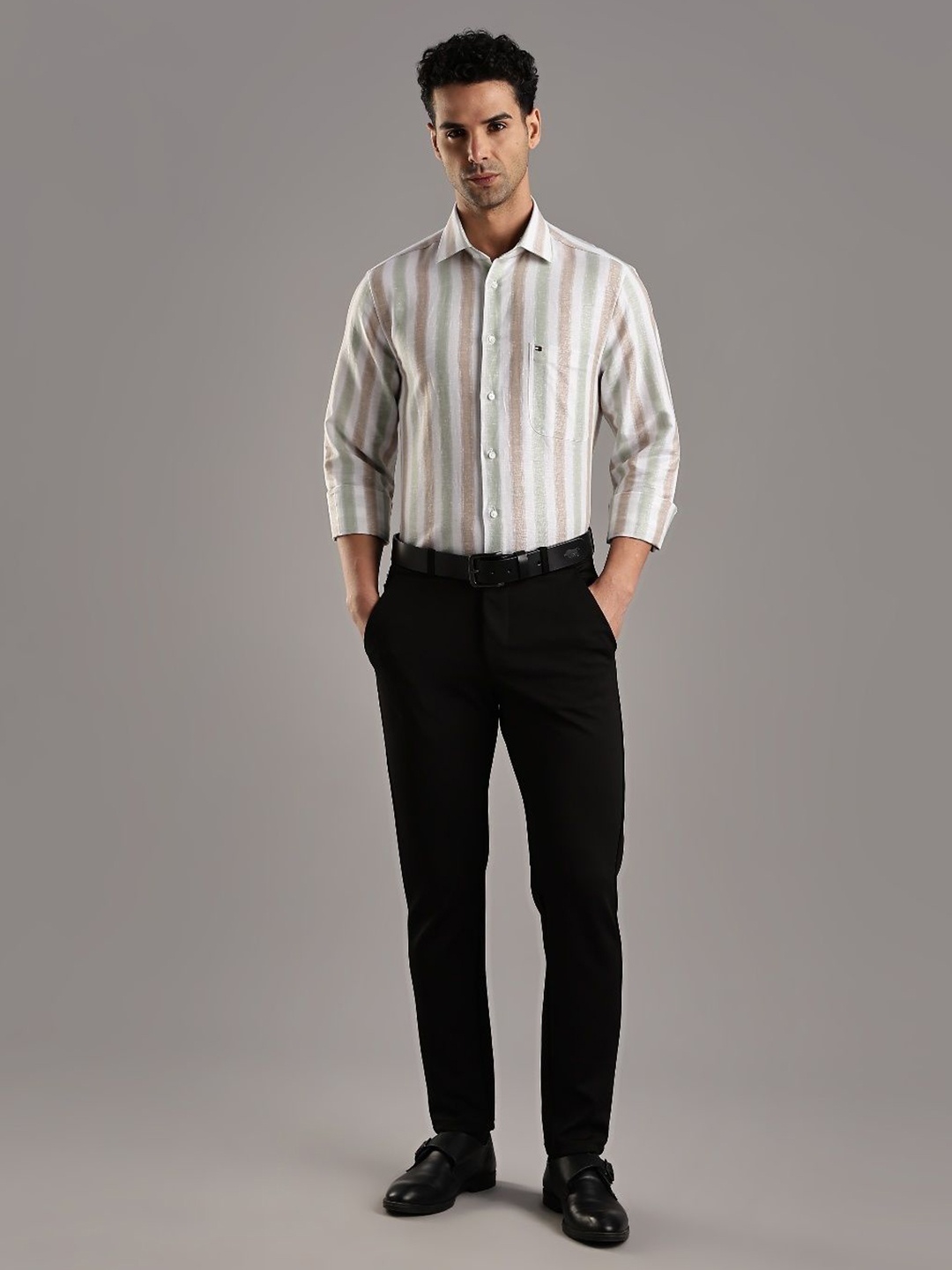 

Tommy Hilfiger Men Opaque Striped Formal Shirt, Green