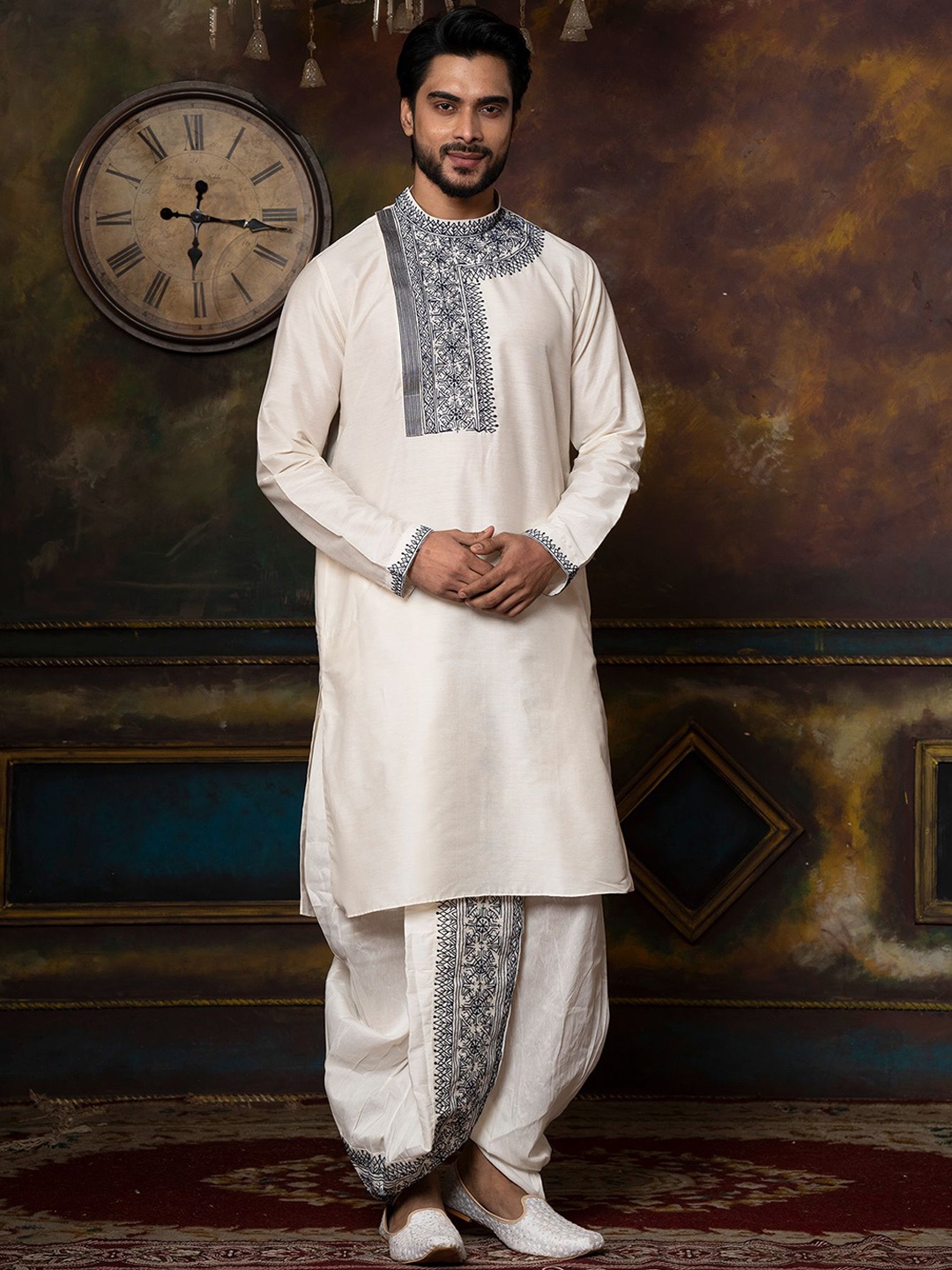 

KHAAS Geometric Yoke Design Angrakha Cotton Silk Straight Kurta With Dhoti Pants, Off white