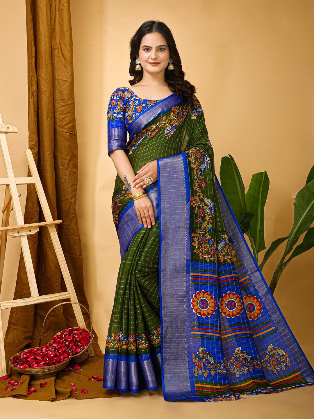 

Panzora Ethnic Motifs Printed Zari Saree, Green