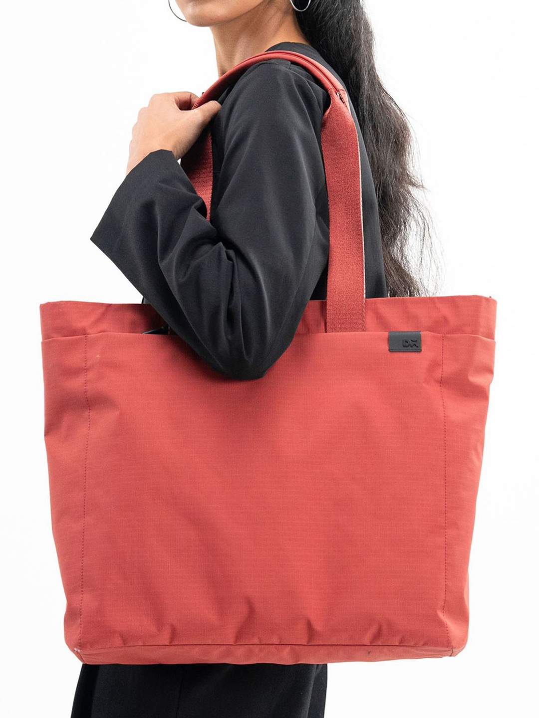 

DailyObjects Shopper Shoulder Bag, Red