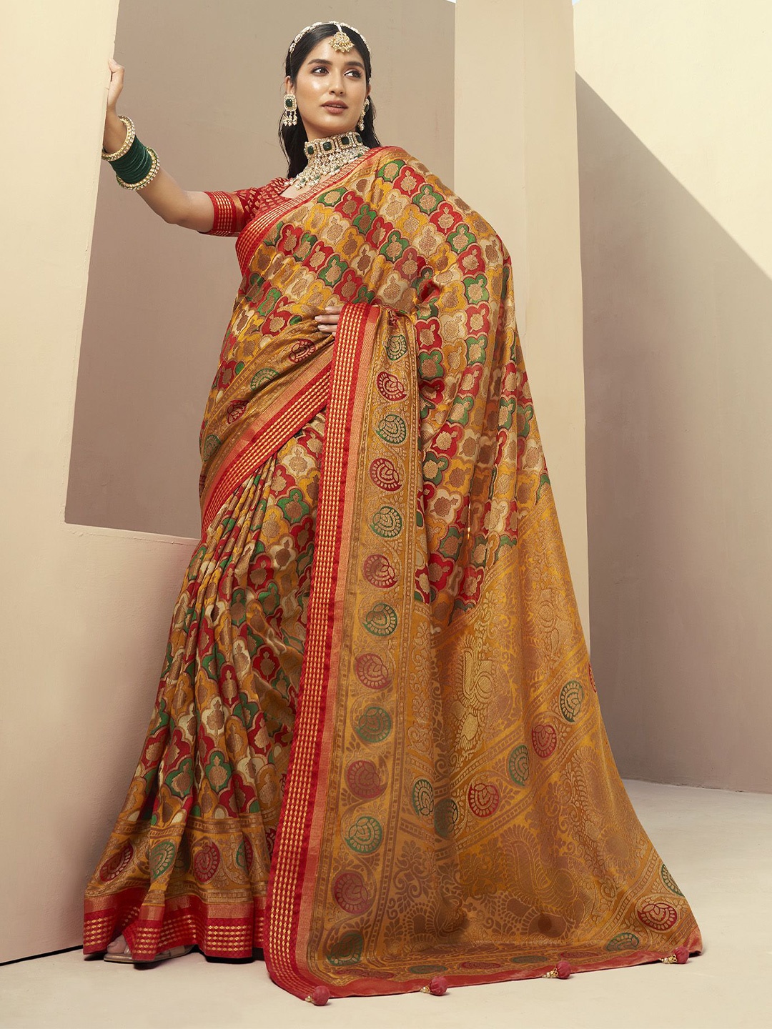 

elora Woven Design Zari Poly Georgette Banarasi Saree, Yellow