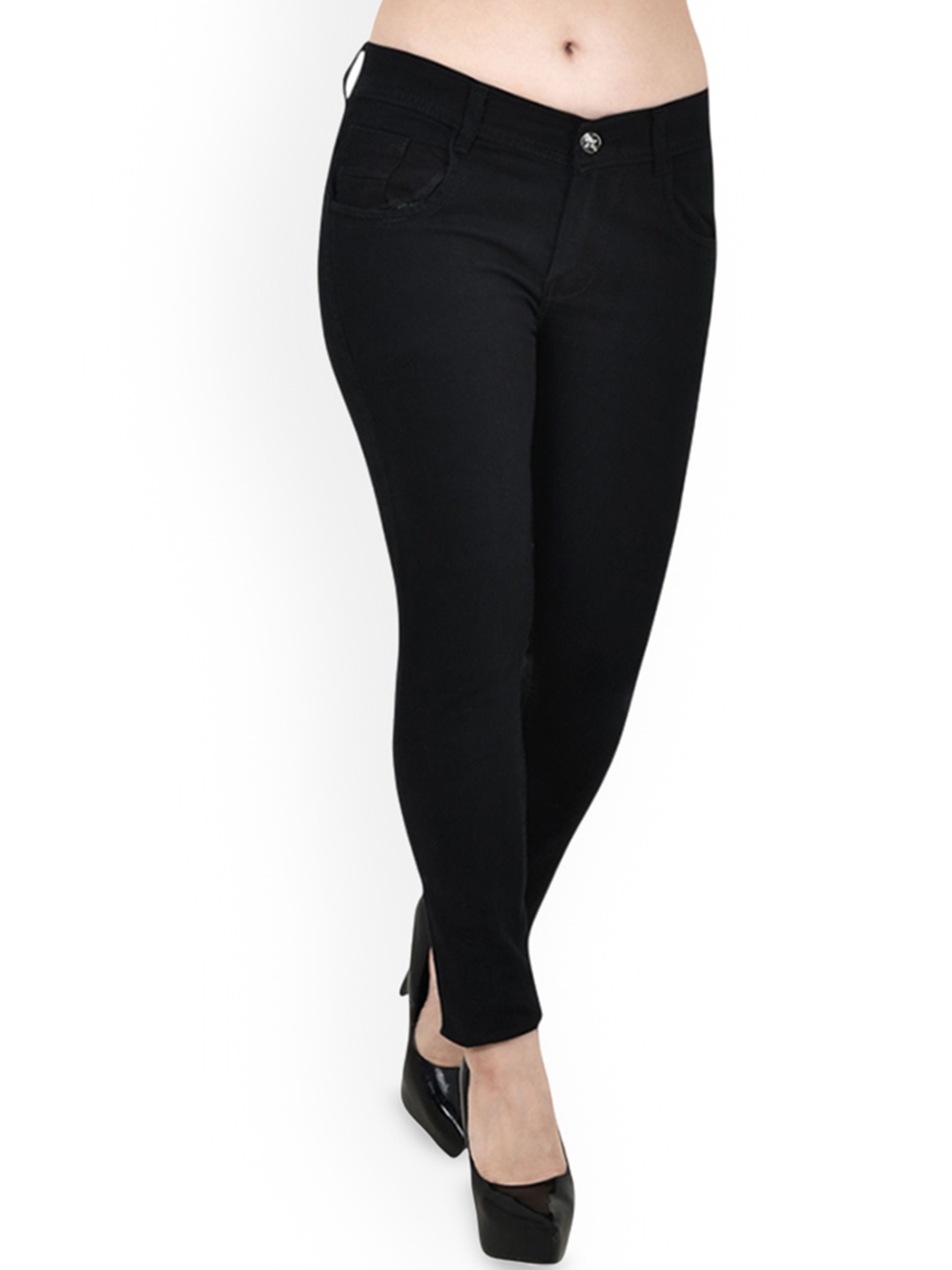 

LINARIA Women Classic Slim Fit Jeans, Black