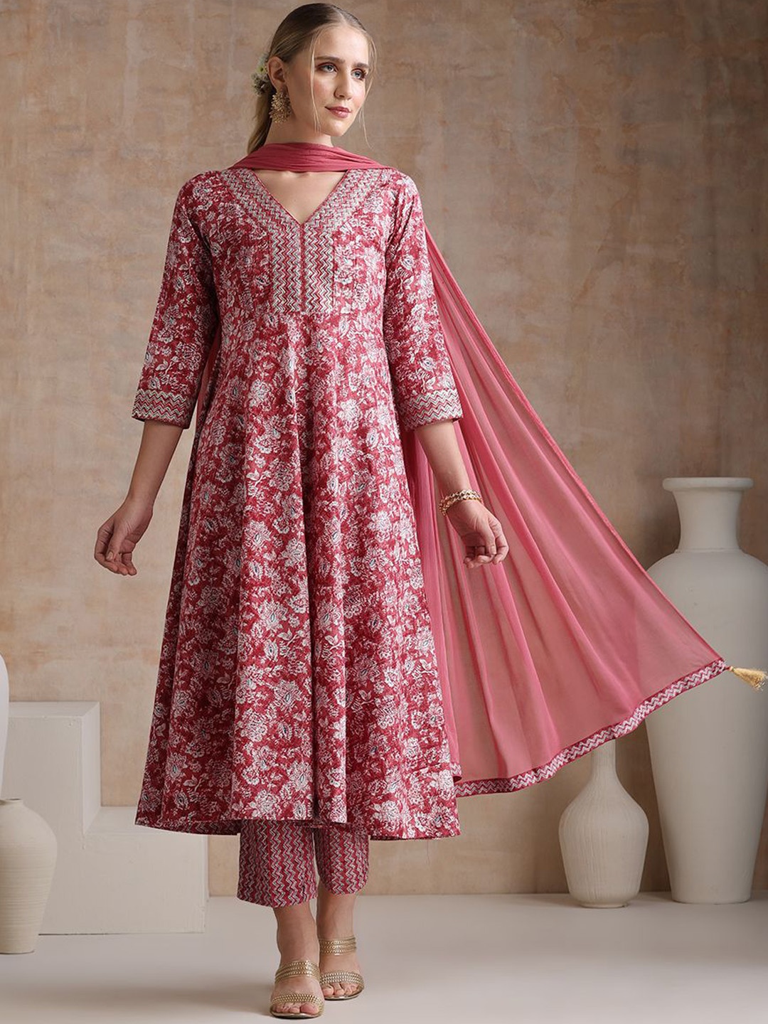 

Khushal K Floral Printed V Neck A Line Pure Cotton Kurta With Trousers & Dupatta, Maroon