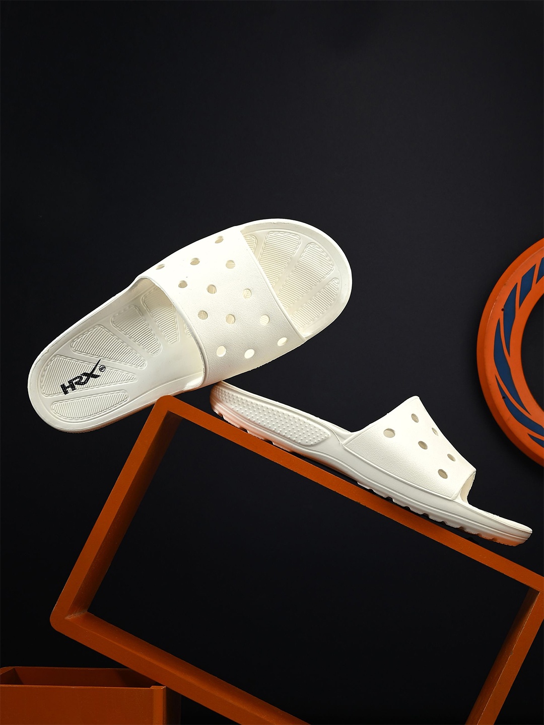 

HRX by Hrithik Roshan Men Self Design Slip-On Flip Flops, White