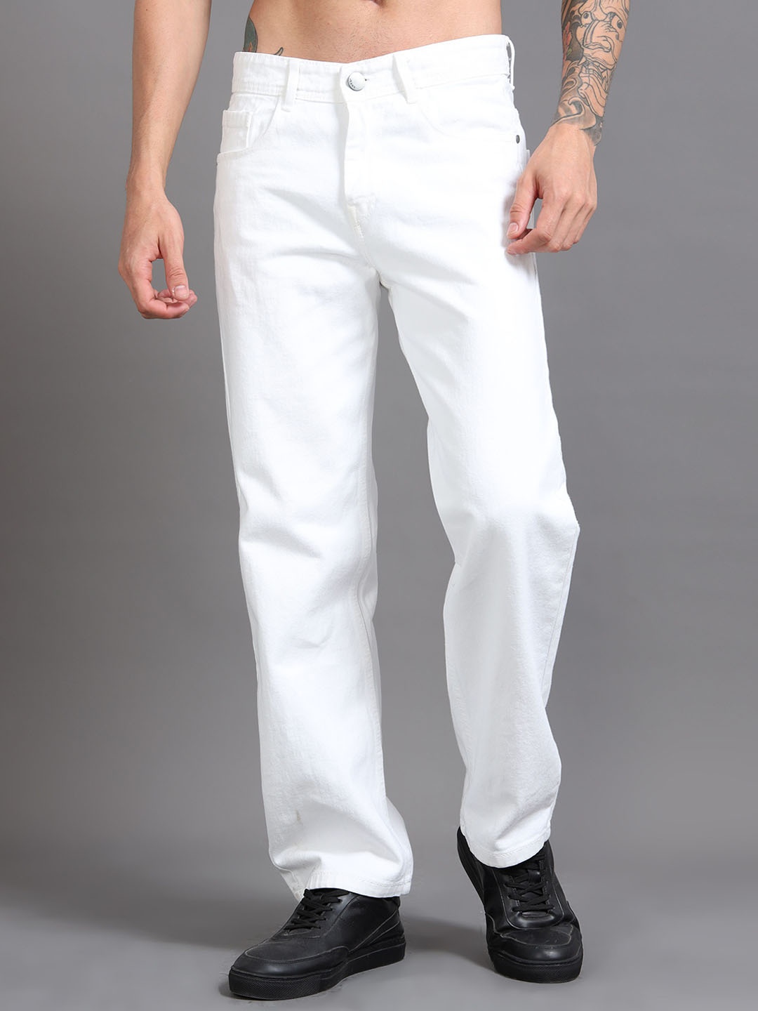 

Kolor Fusion Men Loose Mid-Rise Baggy Fit Clean Look Cotton Jeans, White