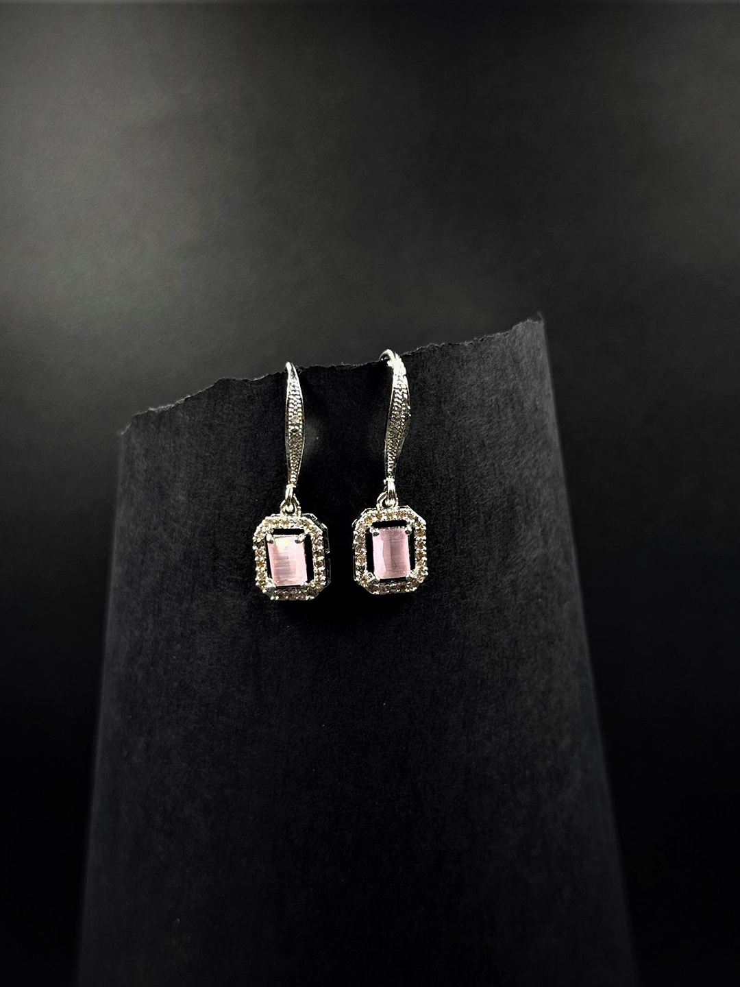 

AKLINA Rhodium-Plated American Diamond Studded Square Shaped Studs, Silver