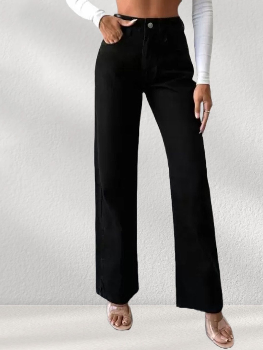 

LINARIA Women Classic Relaxed Fit High Rise Jeans, Black