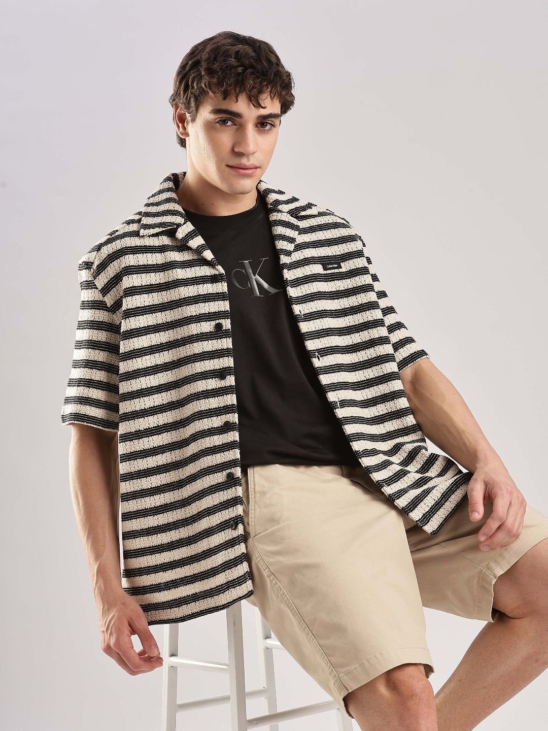

Calvin Klein Jeans Men Horizontal Stripes Opaque Striped Casual Shirt, Khaki