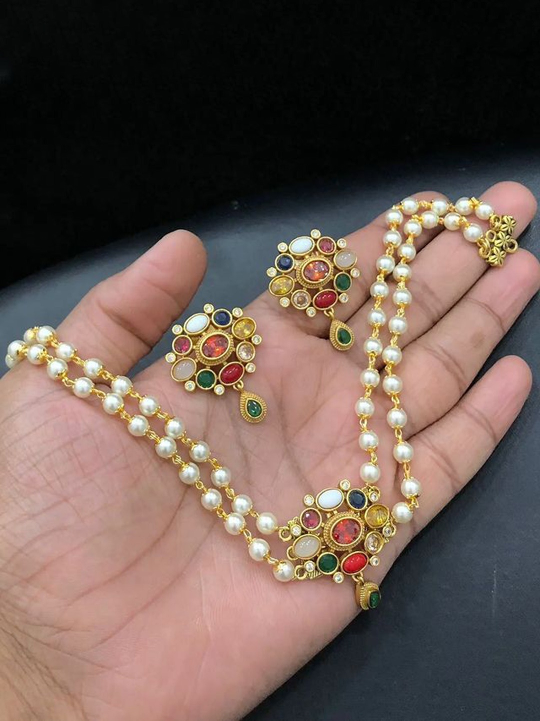 

Anouk Gold-Plated Cubic Zirconia-Studded & Beaded Jewellery Set