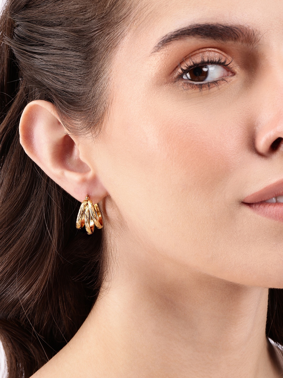 

DressBerry Circular Hoop Earrings, Gold