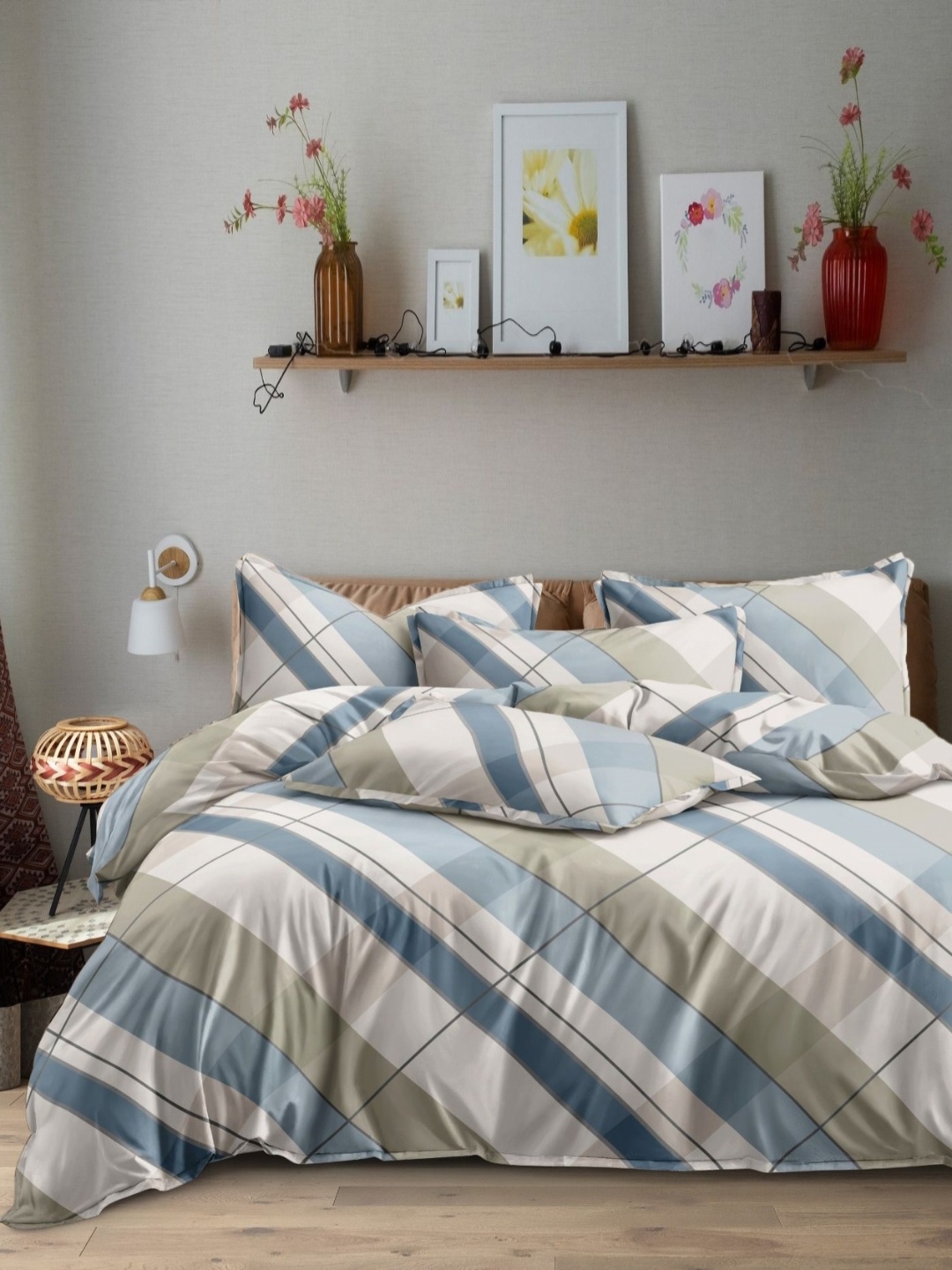 

Eleganta Blue & White Striped 350 TC Queen Bedsheet with 2 Pillow Covers
