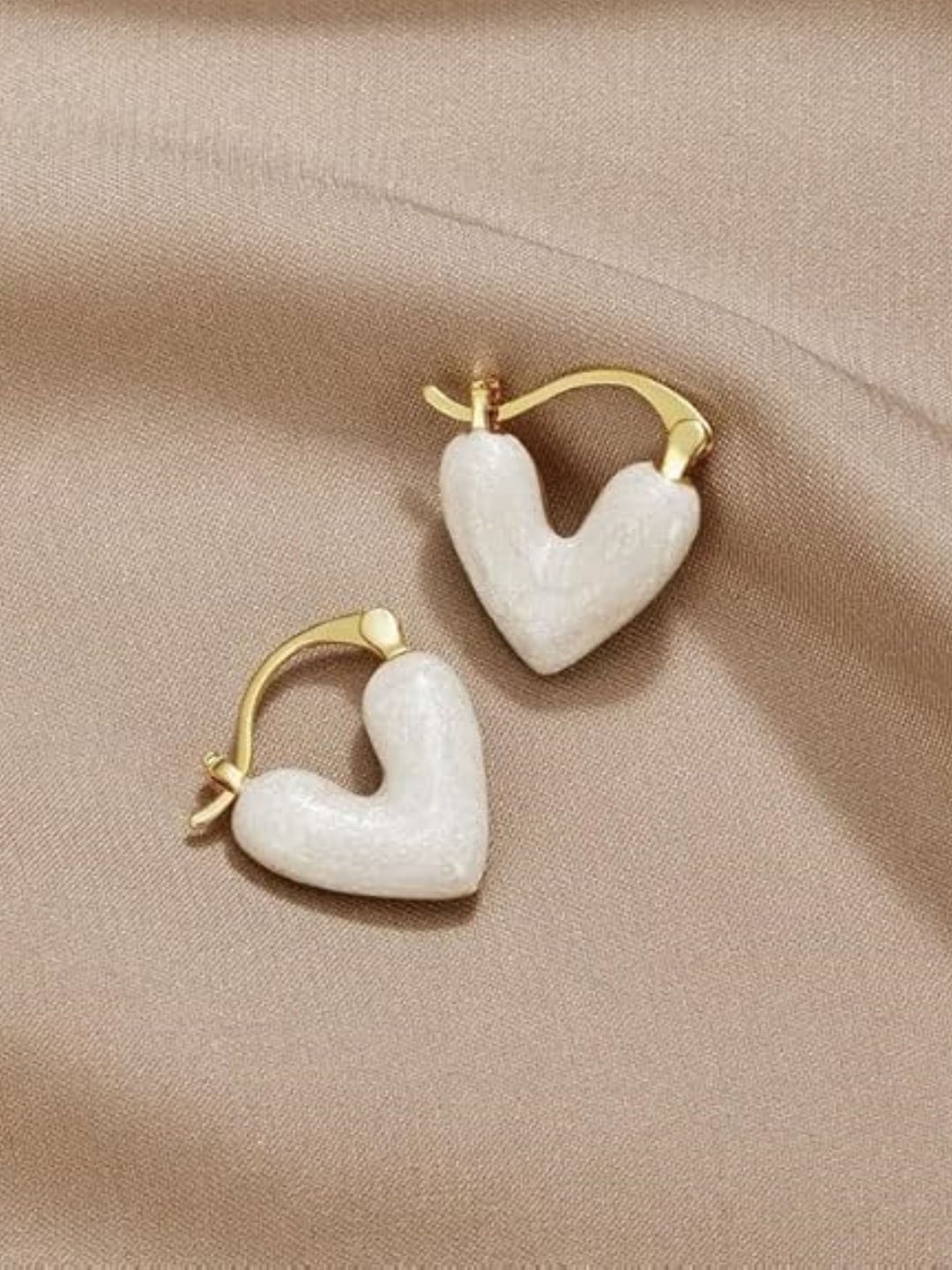 

SUBHAGALANKAR Gold-Plated Heart Shaped Hoop Earrings, White