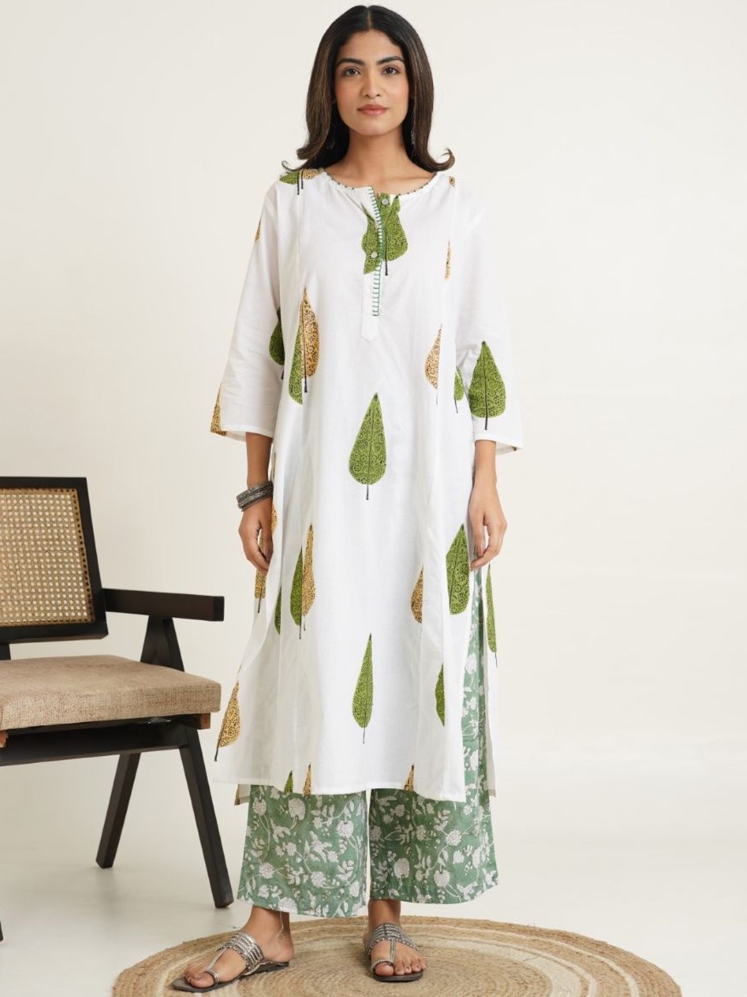 

GOODHAND Floral Printed Pure Cotton Round Neck A-Line Kurta With Palazzos, White