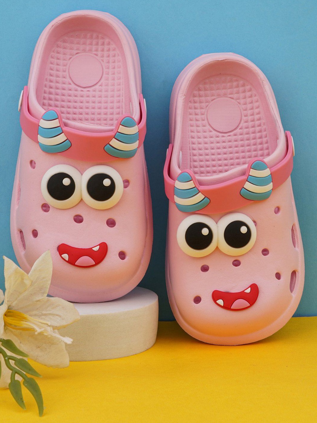 

Miscreef Kids Cartoon Clogs, Pink