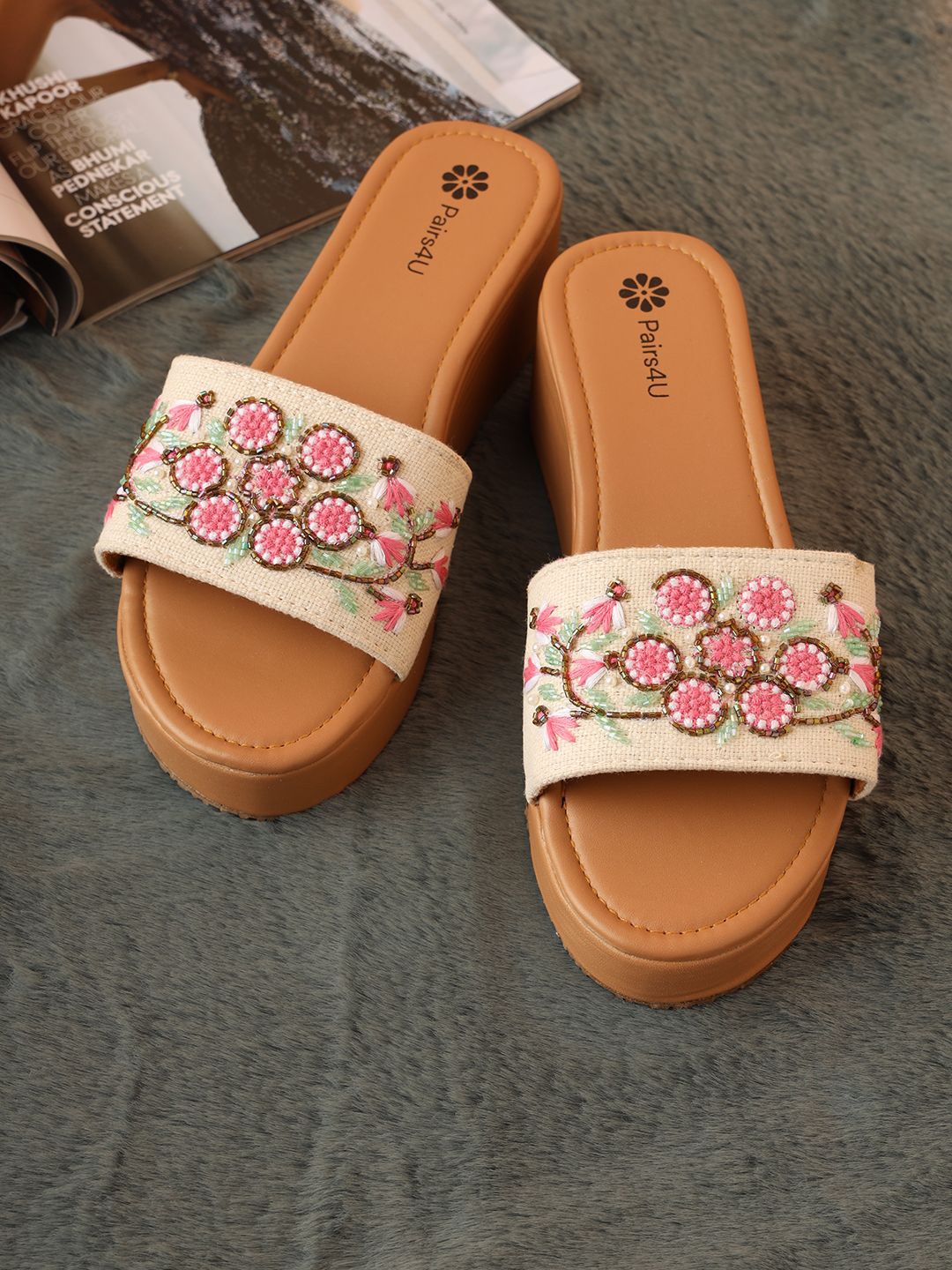 

Pairs4U Women Embellished Embroidered Ethnic Platform Sandals, Off white
