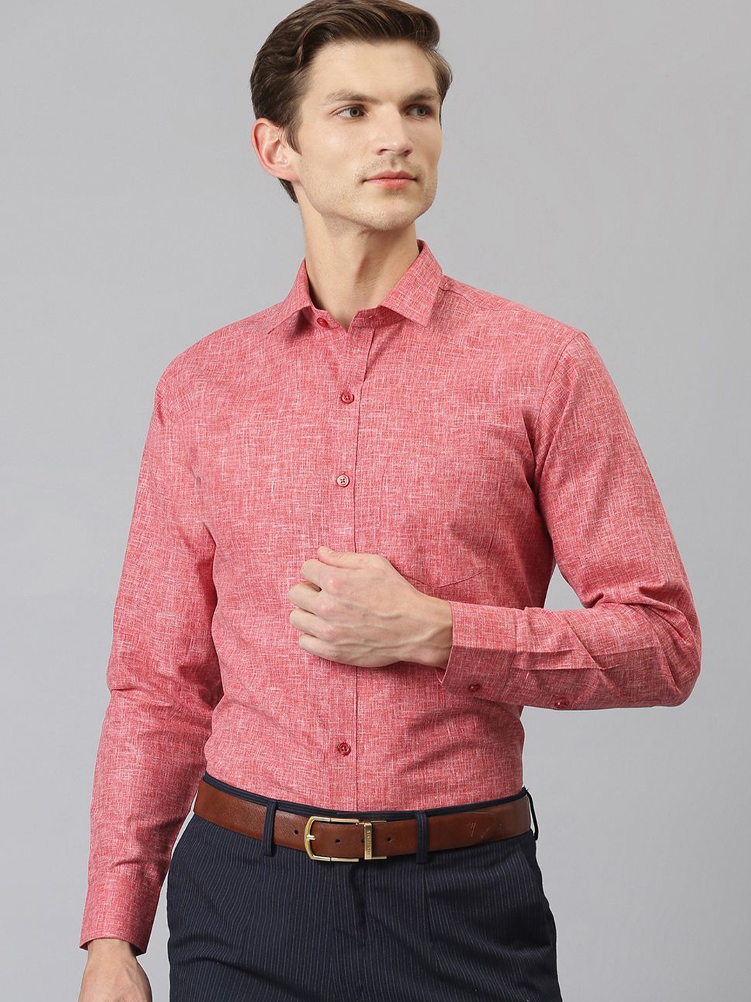 

ACCOX Men Comfort Opaque Formal Shirt, Maroon