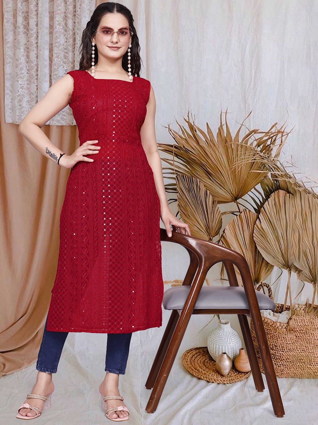 

PARROT CREATION Paisley Chikankari Sequinned Embroidered Square Neck Straight Kurta, Red