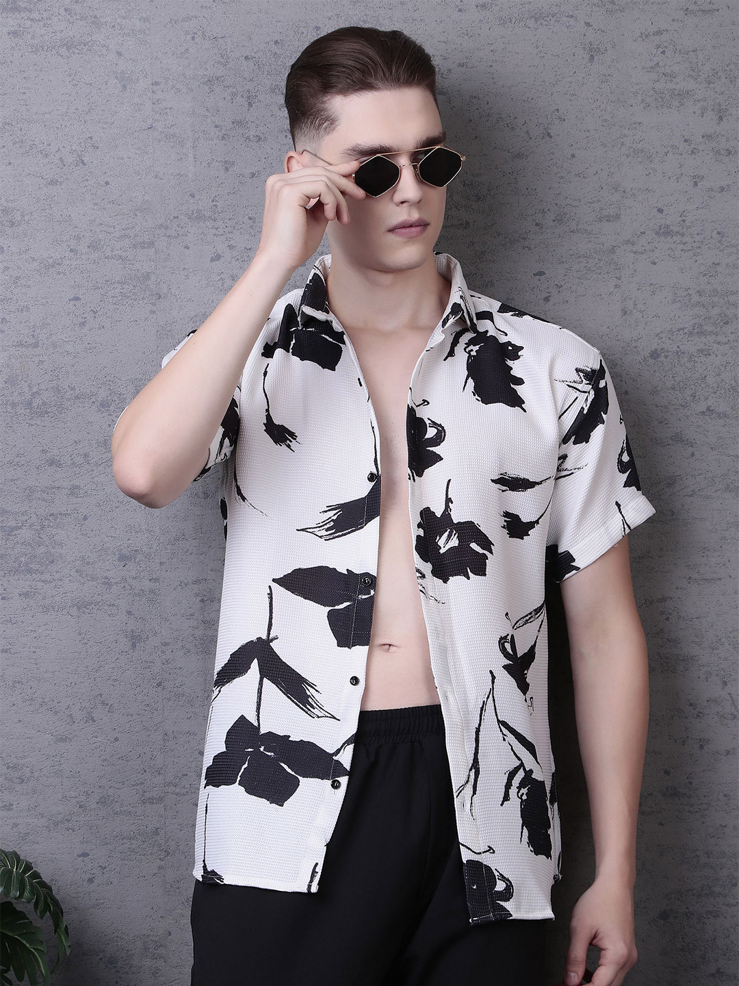 

TATER GARMENTS Women Comfort Floral Opaque Printed Party Shirt, White