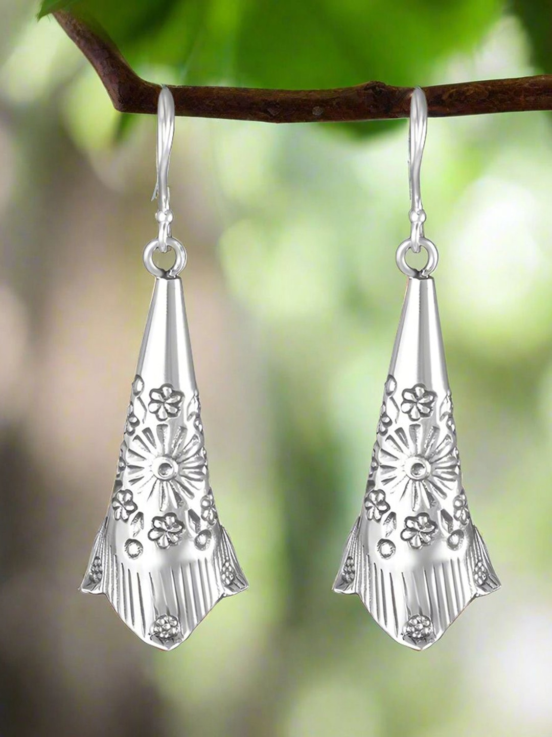 

Tuanz Silver Jewelry 925 Sterling Silver Rhodium-Plated Contemporary Shaped Drop Earrings
