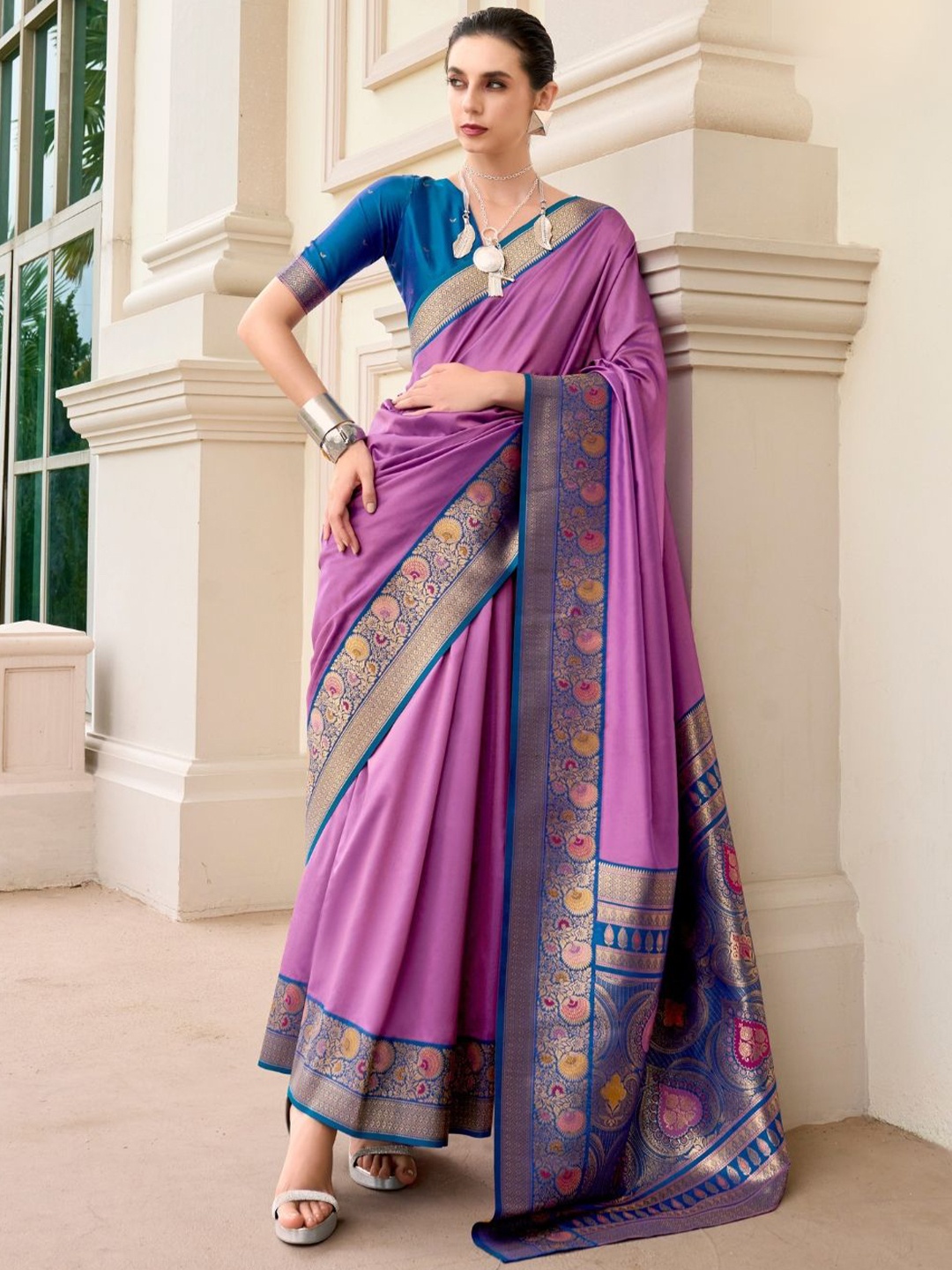 

DEVATITHI Woven Design Zari Purple Pure Banarasi Soft Silk Saree