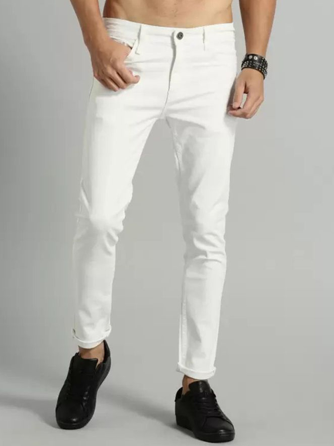

LINARIA Men Classic Cotton Slim Fit Low-Rise Jeans, White
