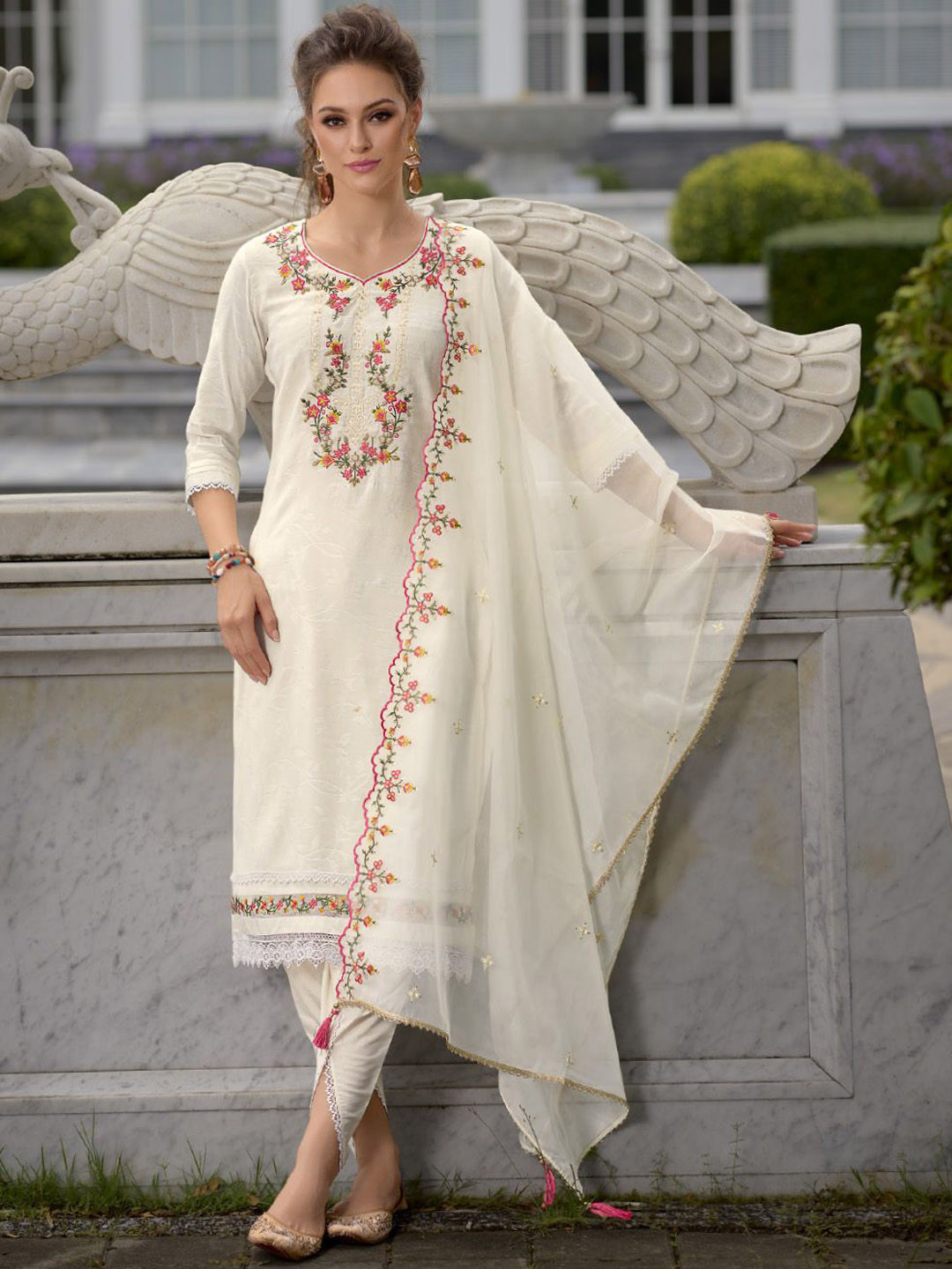 

Varanga Floral Yoke Design Thread Work Straight Kurta With Dhoti Pants & Dupatta, Off white