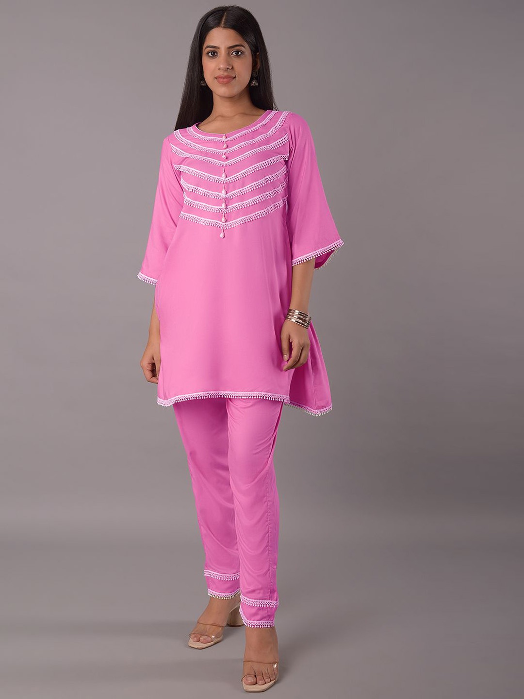 

Utsav Fashion Geometric Yoke Design Beads And Stones Kurti With Trousers & Dupatta, Pink