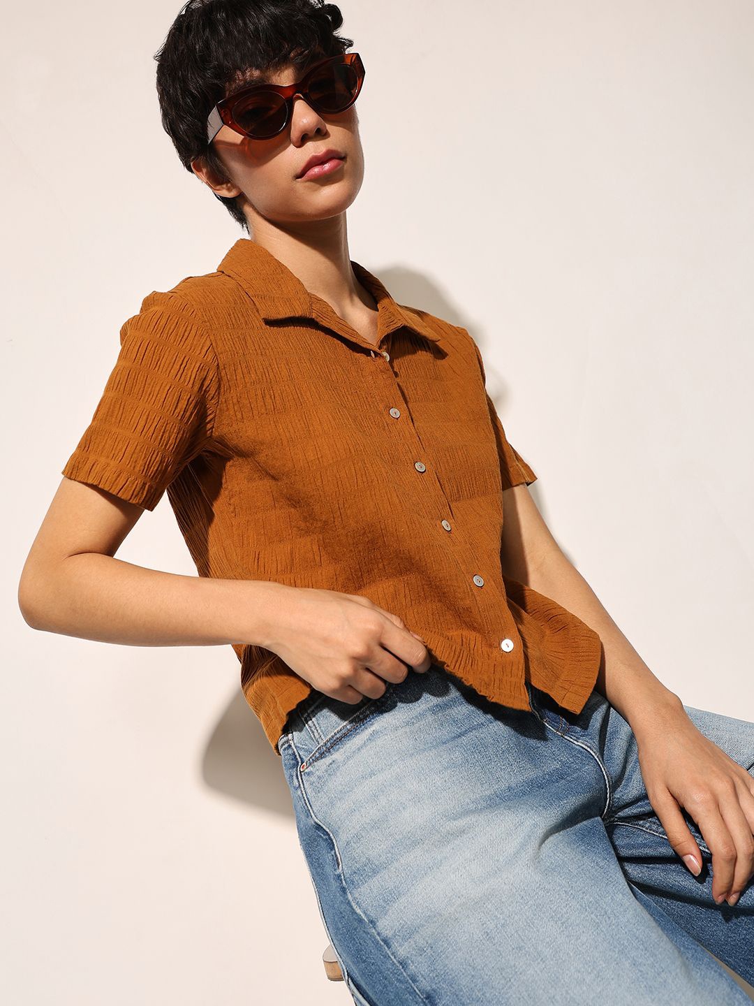 

ONLY Women Slim Fit Opaque Casual Shirt, Brown