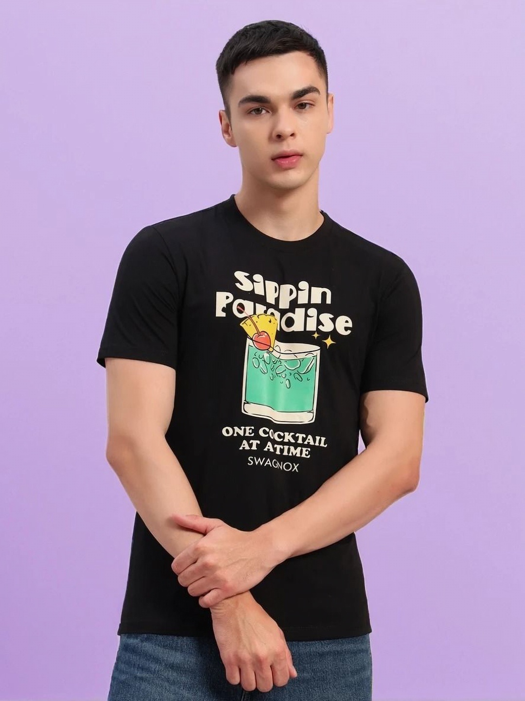 

SWAGNOX Men Printed Applique T-shirt, Black