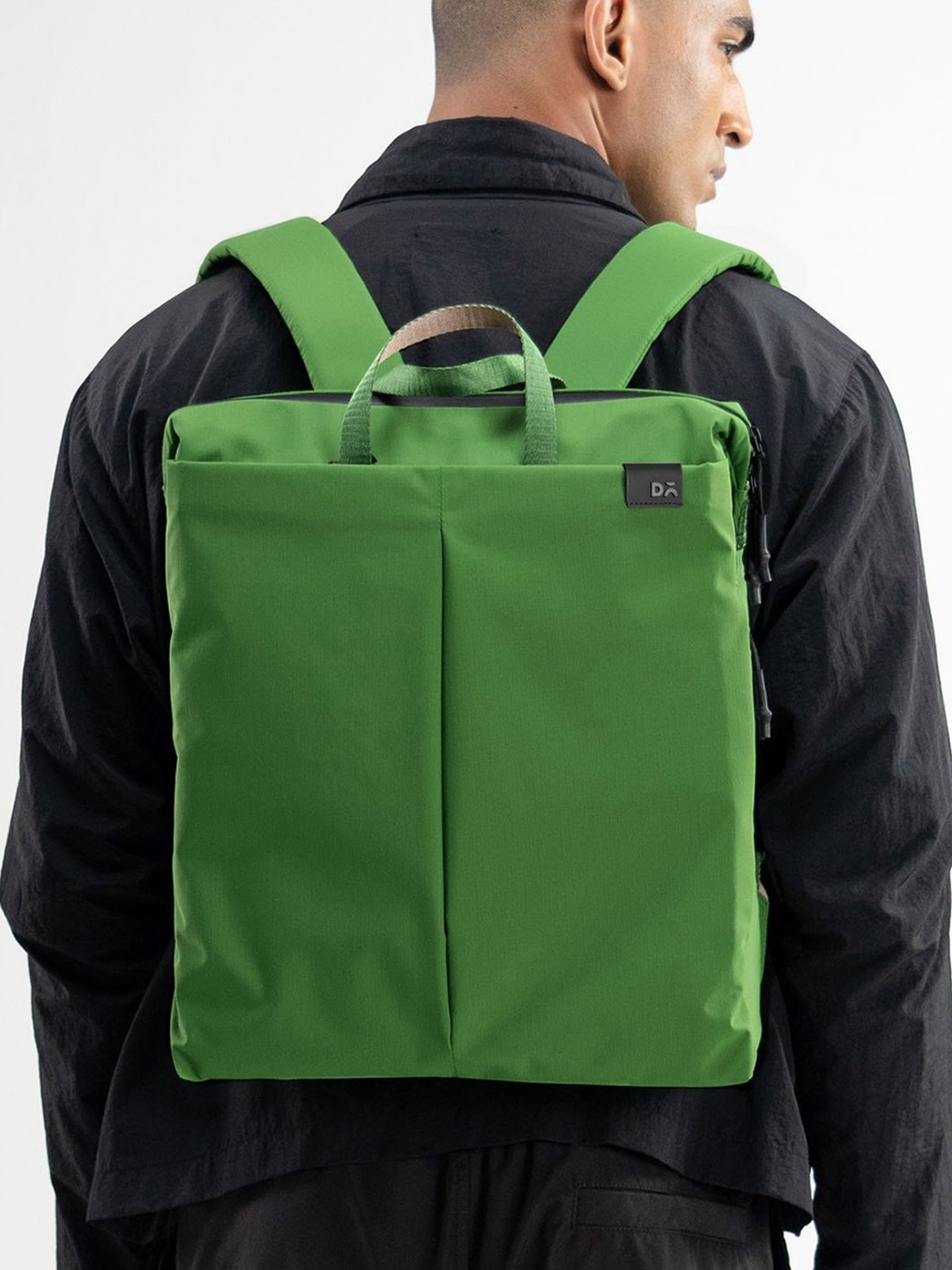 

DailyObjects Structured Shoulder Bag, Green